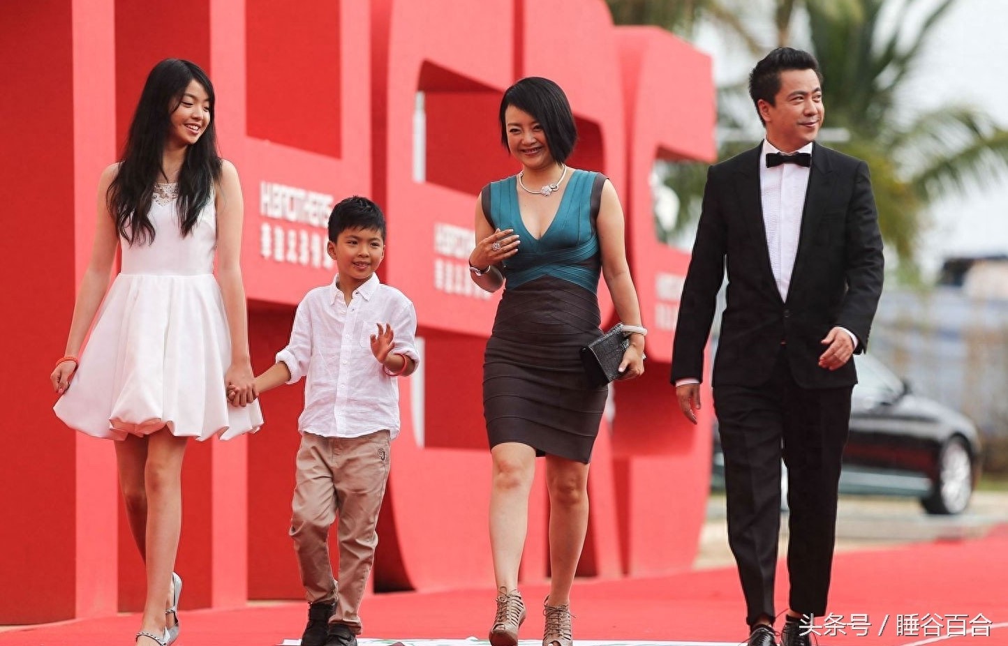 “华谊兄弟”46岁王中磊的重庆妻子，儿女双全很幸福