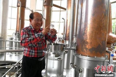 ​台商吴松柏：用“高度”换“纬度”打造闽南威士忌小镇