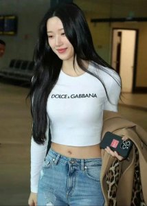 ​火辣身材，性感女神降临