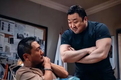 ​恭喜！51岁马东锡和小17岁妻子领证，女方是健身教练，身材超养眼