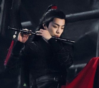 ​肖战录综艺再次还原“魏无羡”，当他拿起笛子一刻，全网沸腾了