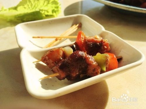 鸡肉菜蔬烧烤串（下酒菜蔬菜鸡肉牙签串教程）