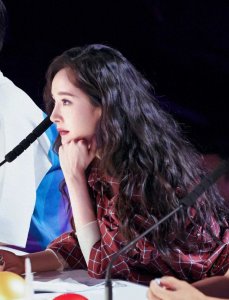 ​一不小心变成泫雅同款爆炸卷？想要个好看的泡面头真的太难了