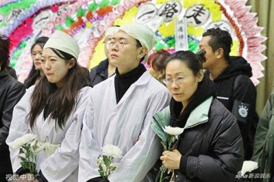 ​“讣告”怎么写？家有丧事必须使用“讣告”吗？