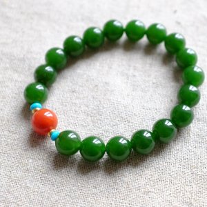 ​谁说红配绿不好看？重点是色要正！