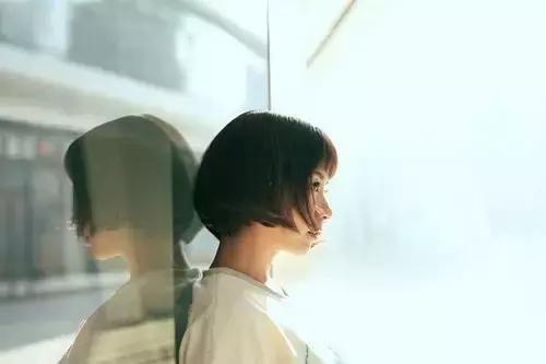 因为一句歌词而好听的十首歌（那些歌曲里的哪些歌词打动了你）(17)