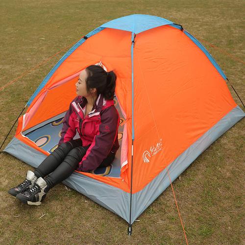 1、野外的营地是有一定安全隐患的，建议选择安全的地方搭建帐篷和帐篷。