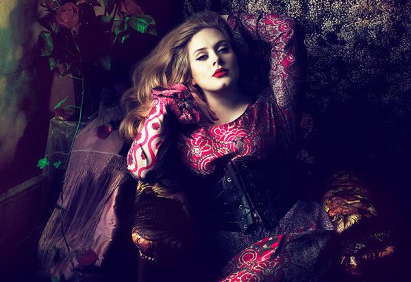 阿黛尔最震撼的一首歌曲（靠3张分手专辑享誉全球）(21)