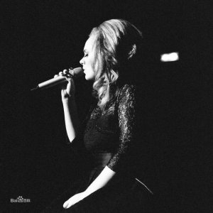 ​阿黛尔最震撼的一首歌曲（靠3张分手专辑享誉全球）