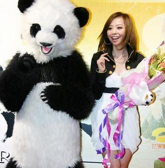 张靓颖历年歌曲（张靓颖又一首可比画心的电影主题曲出街）(13)