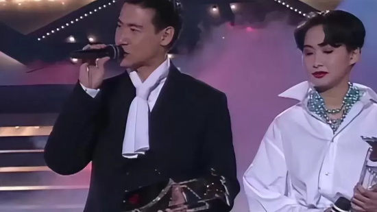 经典对唱歌曲有哪些（至今无法超越的十首男女对唱歌曲）