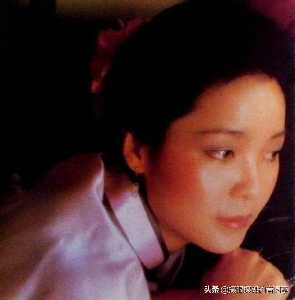 邓丽君歌曲联唱全集在线听（1983年1月邓丽君国语专辑淡淡幽情）(2)