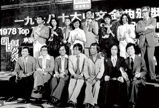 李谷一演唱经典歌曲合集（经典井喷的年代）(9)