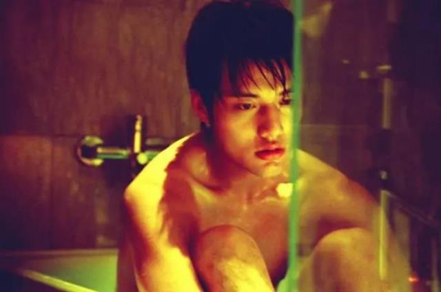 盛夏光年歌词（歌中戏｜盛夏的一场狂欢）(11)