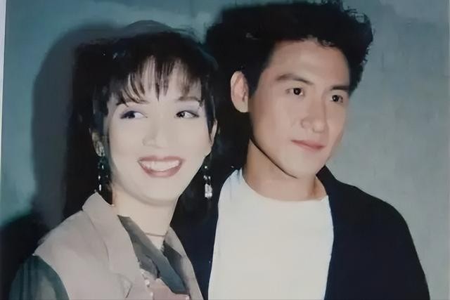 经典对唱歌曲大全（无法超越的十首男女对唱歌曲）