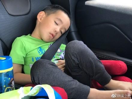 胡彦斌歌词回应郑爽“和前任的100件小事”，套路很深