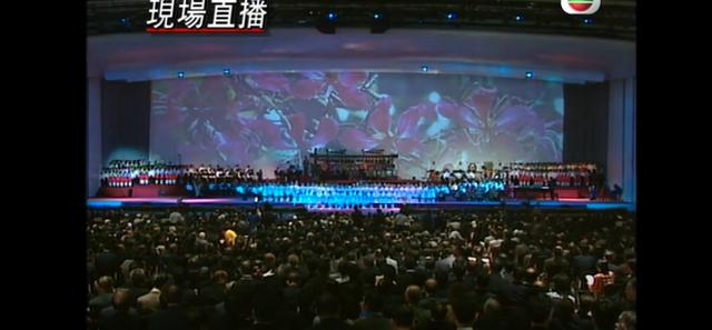 和香港回归的有关的歌曲(重温这几首经典热泪盈眶的回归歌曲)(3)