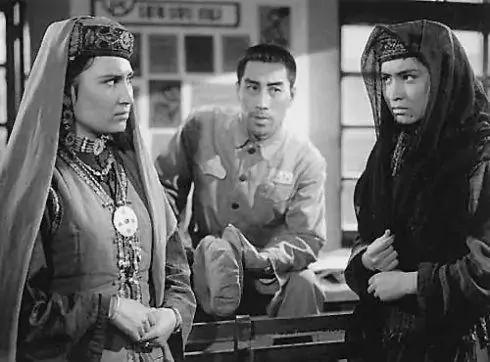 红色歌曲有哪些?(红色经典歌曲500首)  第12张