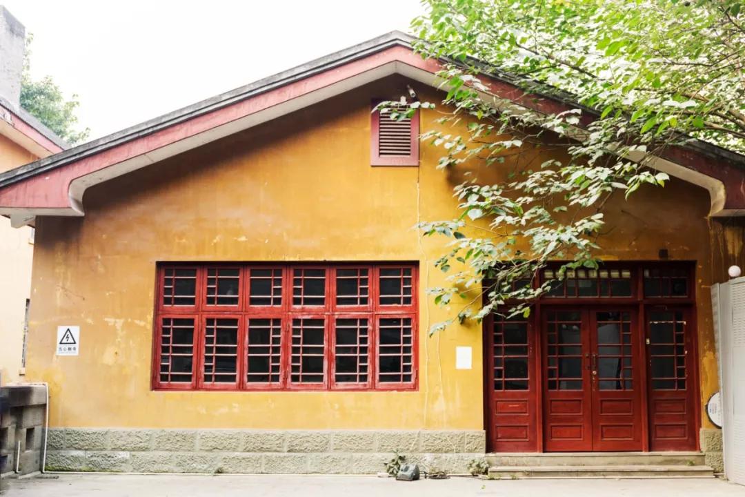 留下一路美丽的传说是什么歌曲(有一个美丽的传说是什么歌)  第16张