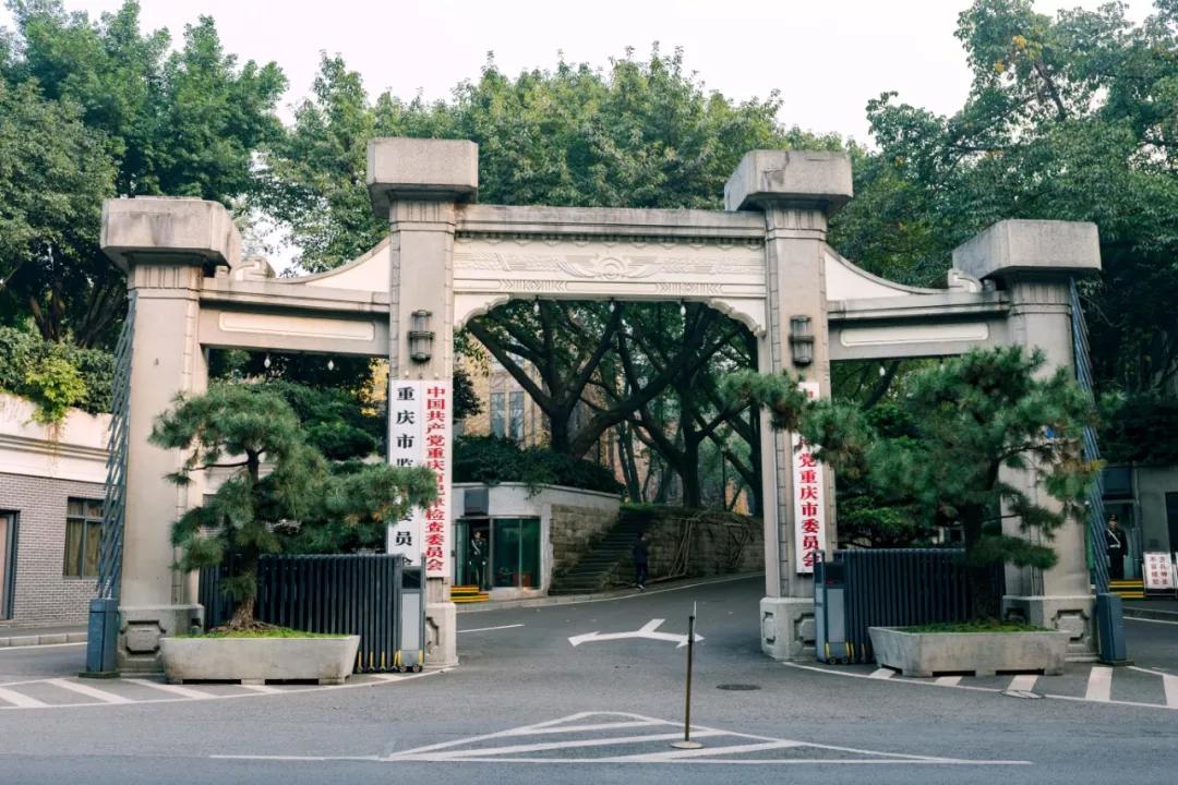 留下一路美丽的传说是什么歌曲(有一个美丽的传说是什么歌)  第11张