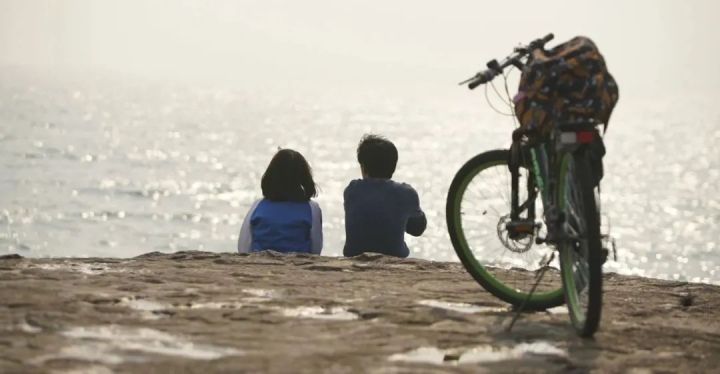 谁的青春不迷茫插曲（有关于青春的歌曲推荐）