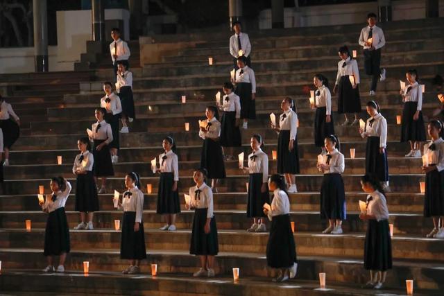 厦门六中合唱团所有歌曲（厦门六中合唱团新歌首发）(9)