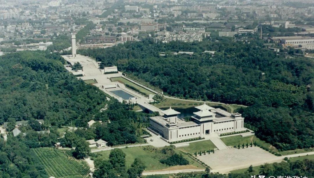 红色歌曲有哪些歌(红色歌曲大全经典老歌) 红色 歌曲 第1张