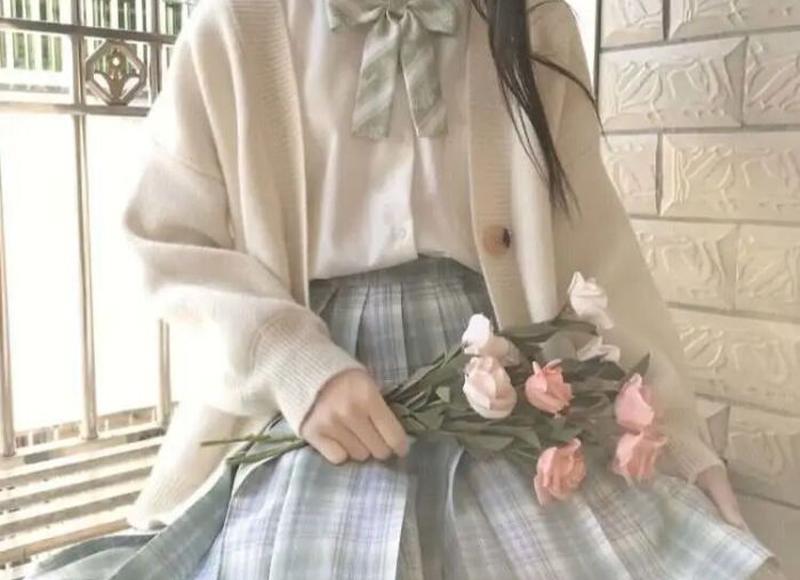 “穷人花钱，富人抓钱”：越穷的人，越拿不住钱