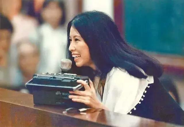 罗大佑写过哪些经典歌曲（罗大佑为三位红颜知己写的歌）(10)