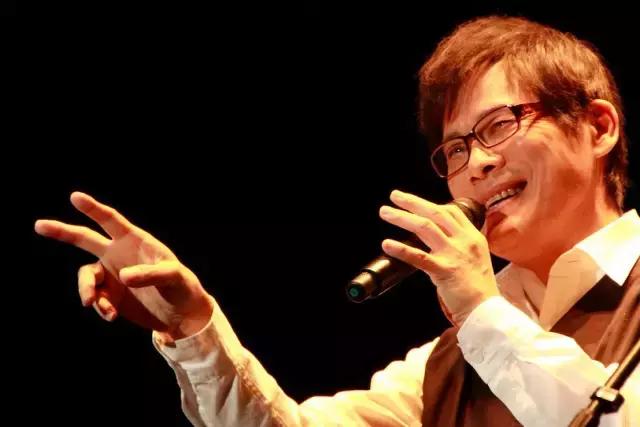 罗大佑写过哪些经典歌曲（罗大佑为三位红颜知己写的歌）(1)