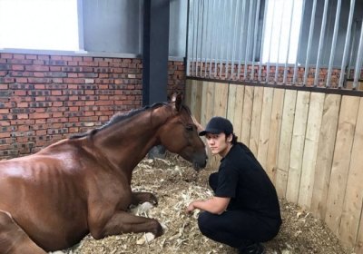 ​陈牧驰工作室发文表示后援会账号将由其暂管