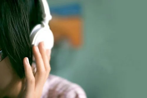 莫文蔚爱情歌词（岁月里沉淀下来的经典歌词）