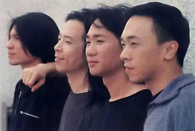 海阔天空这首歌勾起多少人的回忆（为什么这几年再没有出现过类似海阔天空这样的经典歌曲）(3)