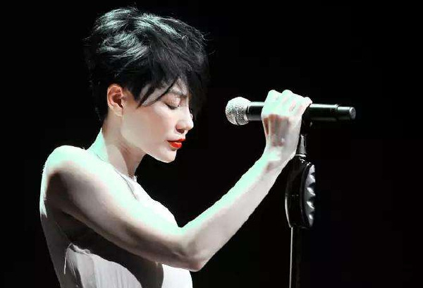 十首最好听的经典粤语歌排行榜 粤语经典怀旧歌曲