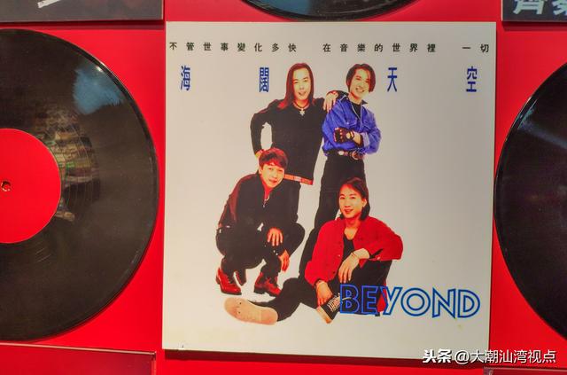 粤语经典歌曲20首好听极了（20首经典粤语歌曲）(2)