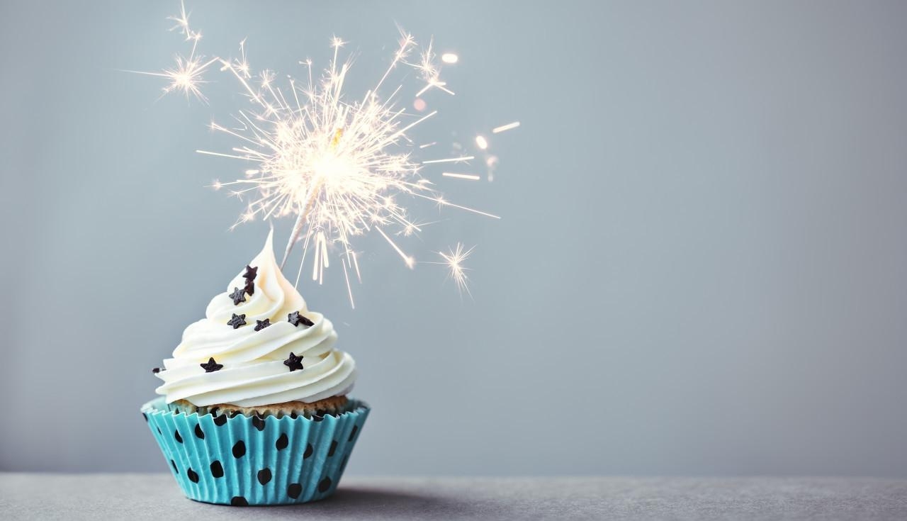 关于生日的歌曲有哪些(祝福生日的歌曲哪首好听的)  第1张