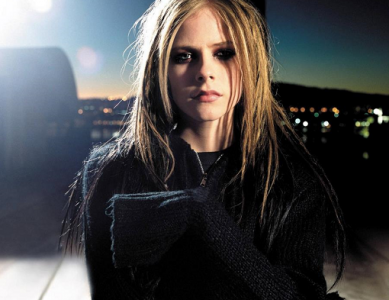 ​艾薇儿婚礼上的歌曲叫什么？艾薇儿的经典歌曲大全