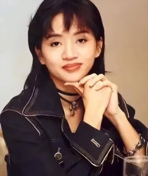 粤语歌曲排行榜前十名(最经典的十首粤语歌曲)插图9