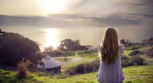 歌曲为什么受伤的总是女人(为什么受伤的总是女人歌词)  第4张