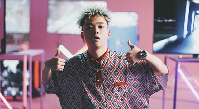 星球坠落歌词表达什么意思(坠落星空歌词表达了什么) 第2张 星球坠落歌词表达什么意思(坠落星空歌词表达了什么) 第2张