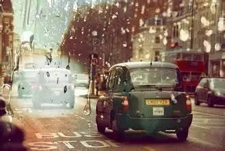 被雨淋湿的城市歌曲（被雨困住的城市）(12)