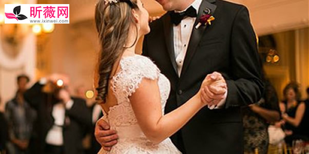 适合结婚的歌曲抖音最火 婚礼现场一首歌爆红