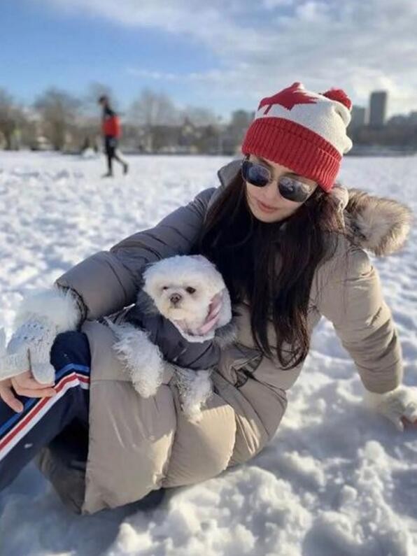 53岁王祖贤晒照报平安