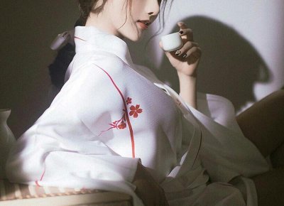 ​人一简单就快乐，一世故就变老