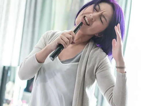 处处吻粤语谐音歌词完整版简单