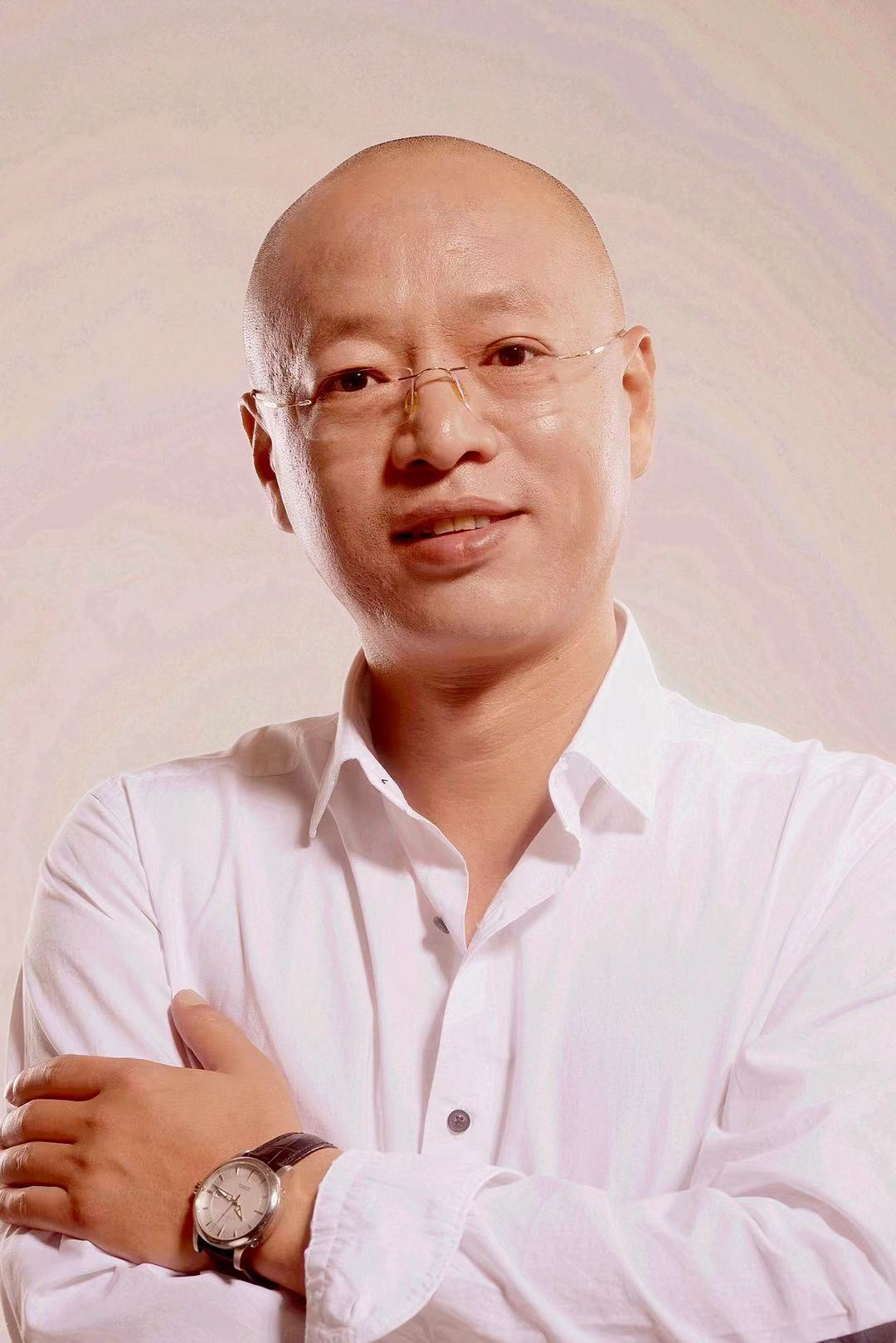 父亲唱给女儿的歌曲有哪些(父亲唱给女儿出嫁的歌)  第2张