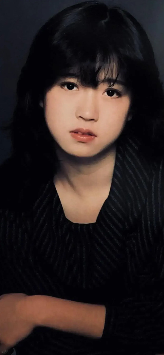 盘点日本昭和“元祖歌姬”中森明菜高清美图写真合集分享