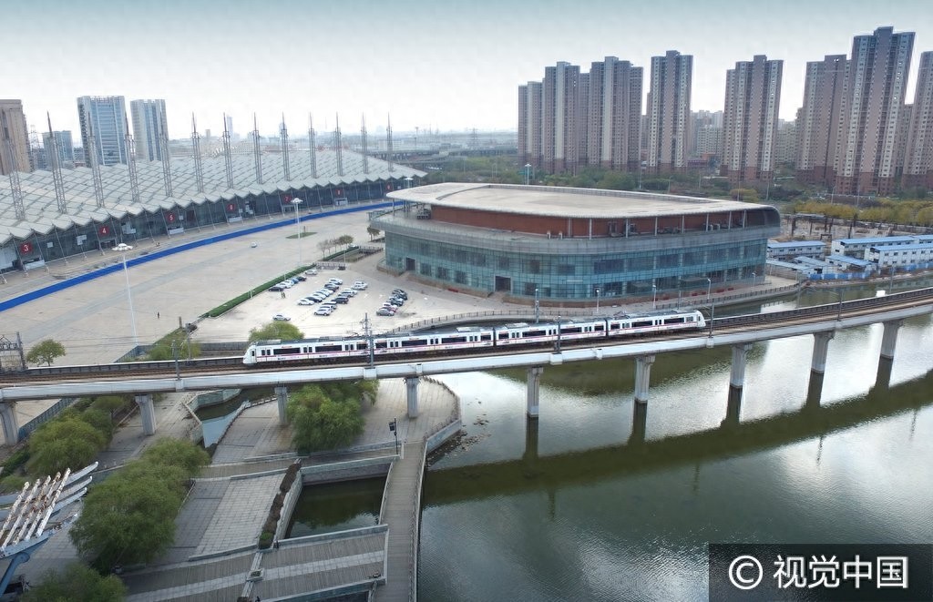 天津：津滨轻轨九号线忙试跑，即将全线贯通