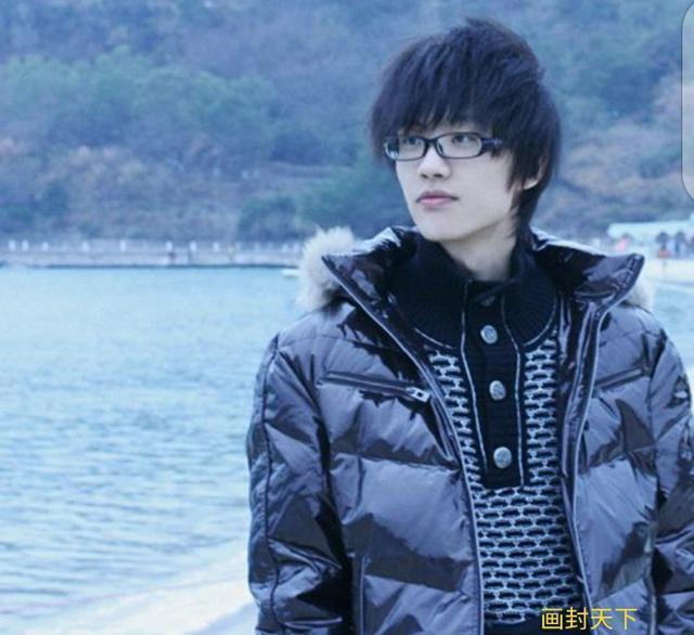 歌手许嵩6首嘲讽意义的歌曲, 《遛你玩》已经完全下架, 心疼许嵩