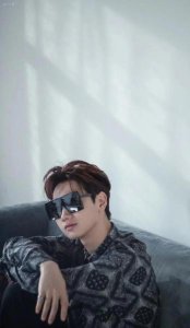 ​歌手3百度百科(腾格尔战友歌曲视频)